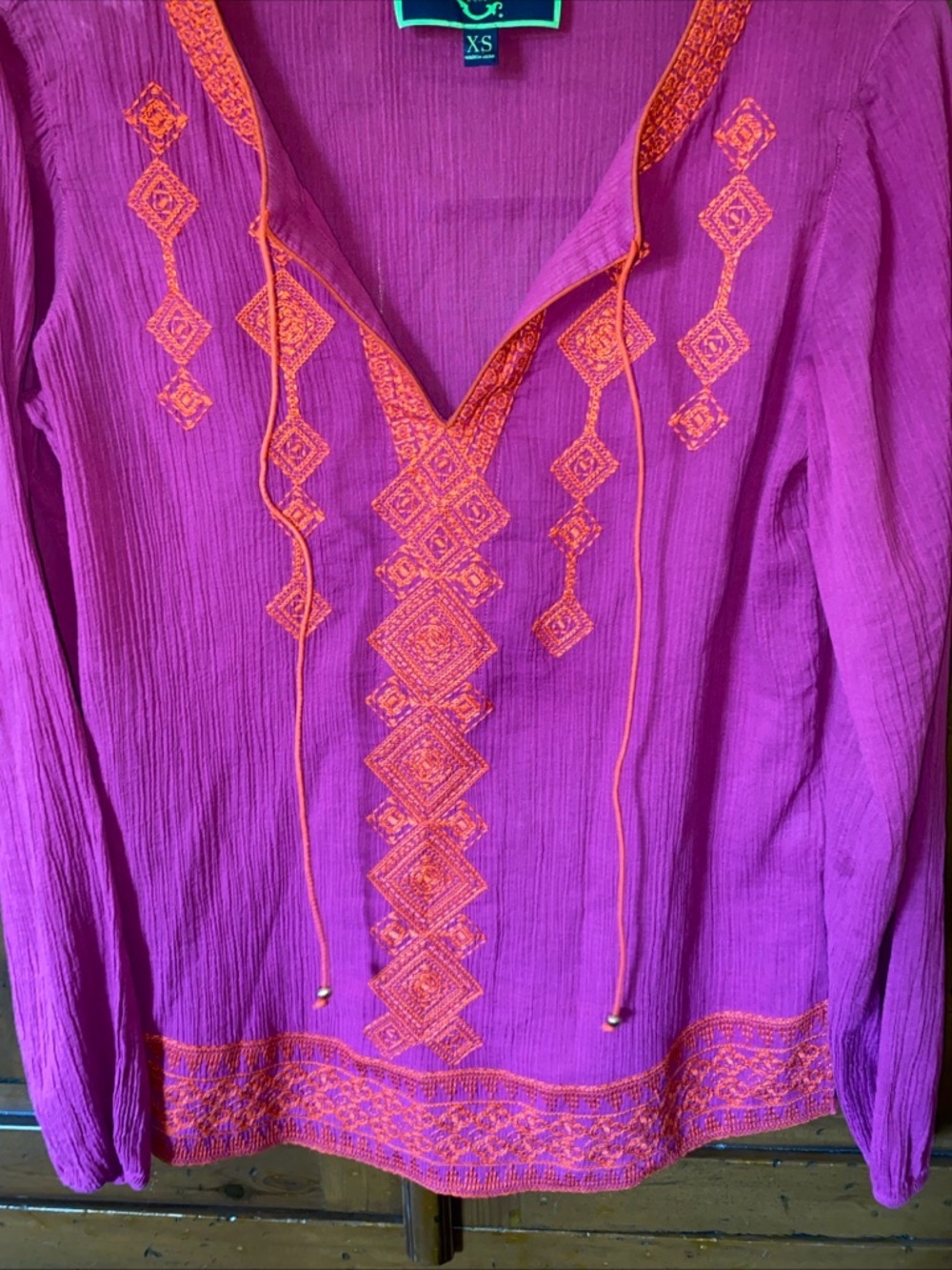 C Wonder Embroidered V-Neck Tunic Top - Fuchshia/Orange - XS - Picture 3 of 5